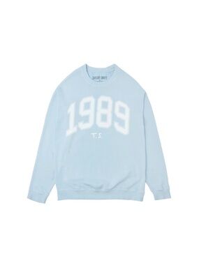 Taylor Swift EUC 1989 Crew Sweatshirt Size 2XL in Baby Blue